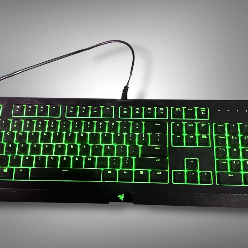 Razer Cynosa Chroma RZ03 0226 Gaming Keyboard USB Wired RGB Spill-Resistant